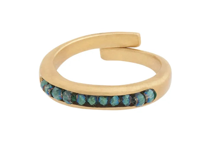 Bague Alliance Talisman dorée avec pierres vertes vue de côté