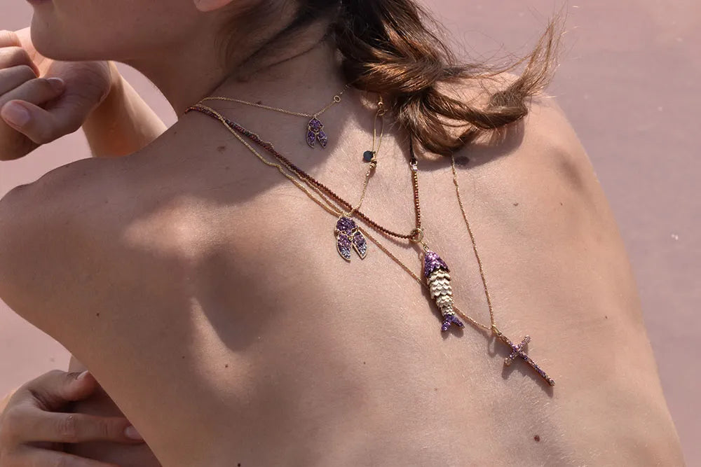 Composition bohème avec Collier Croix Elle et charms