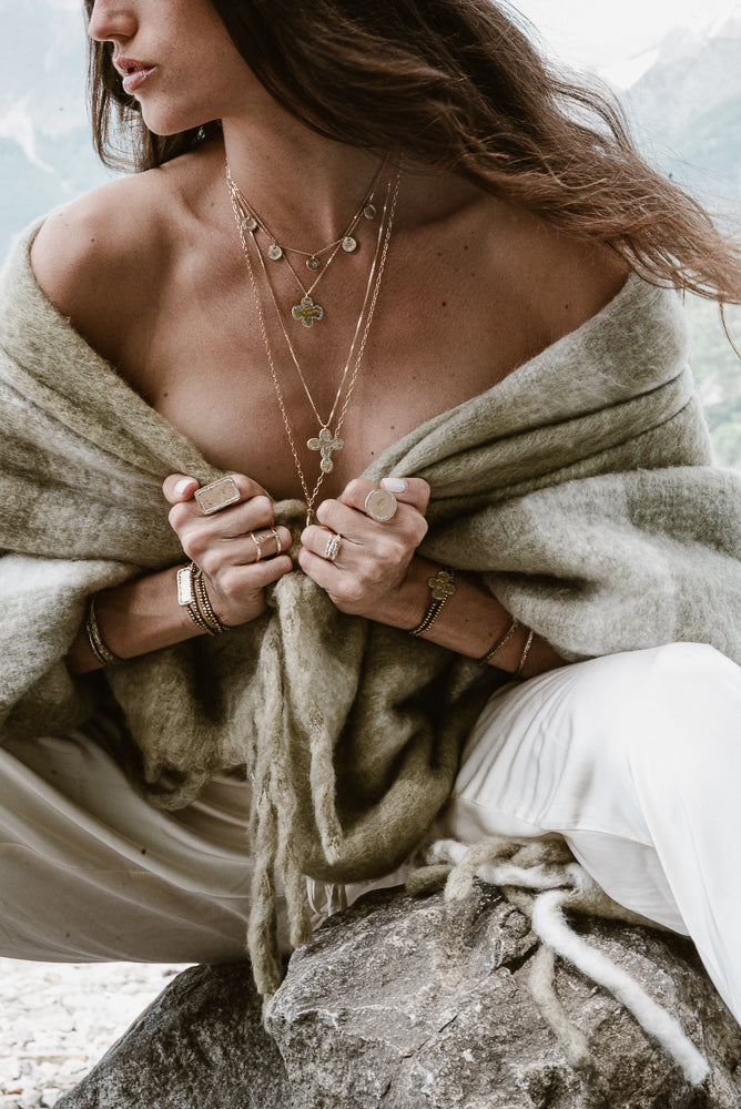 Collier ALMA 5