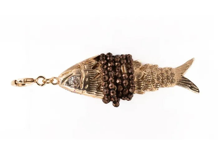 Zoom sur le pendentif Loulou Stone brun avec hématites